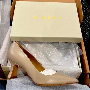 M. Gemi Shoes Heels. NWT and Box.